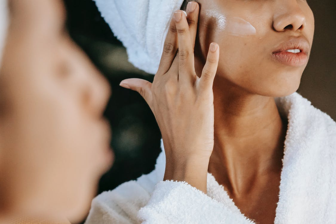The Ultimate Guide to Advanced Anti-Aging Skincare Routines